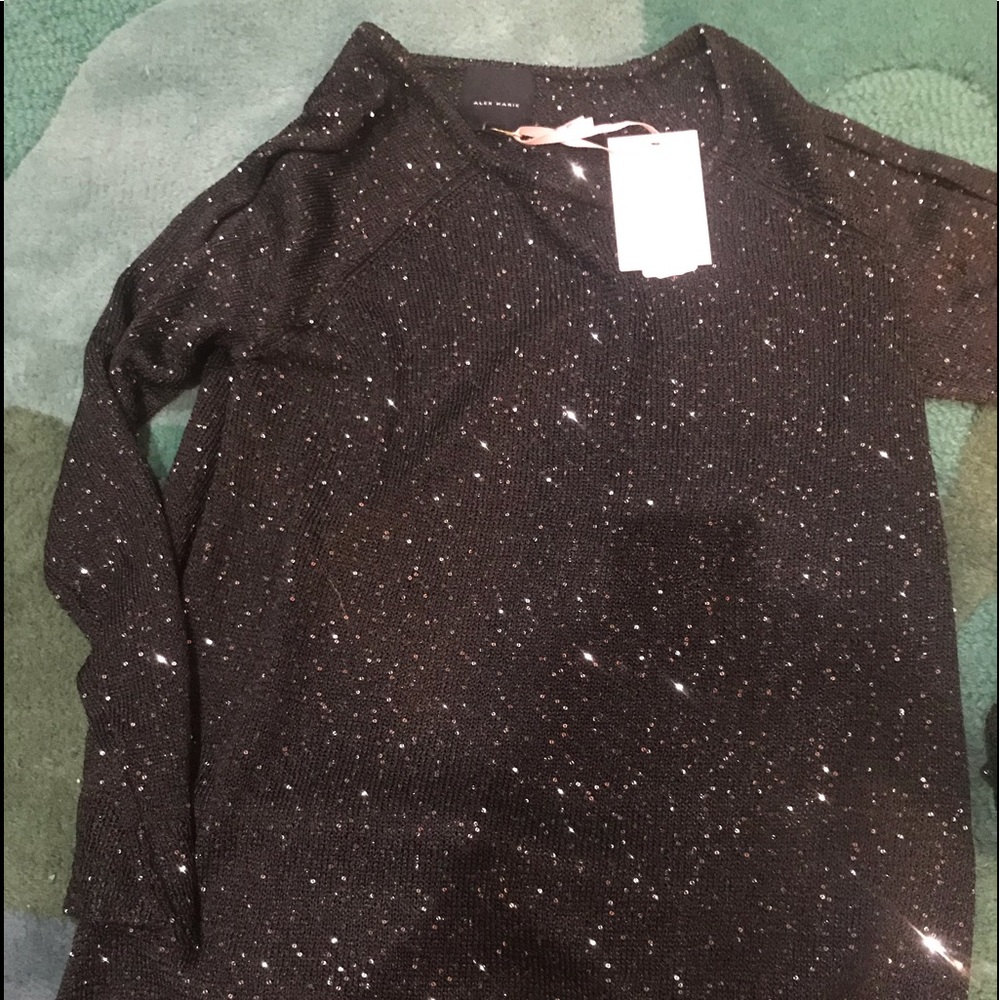 ALEX MARIE LONG TUNIC NWT